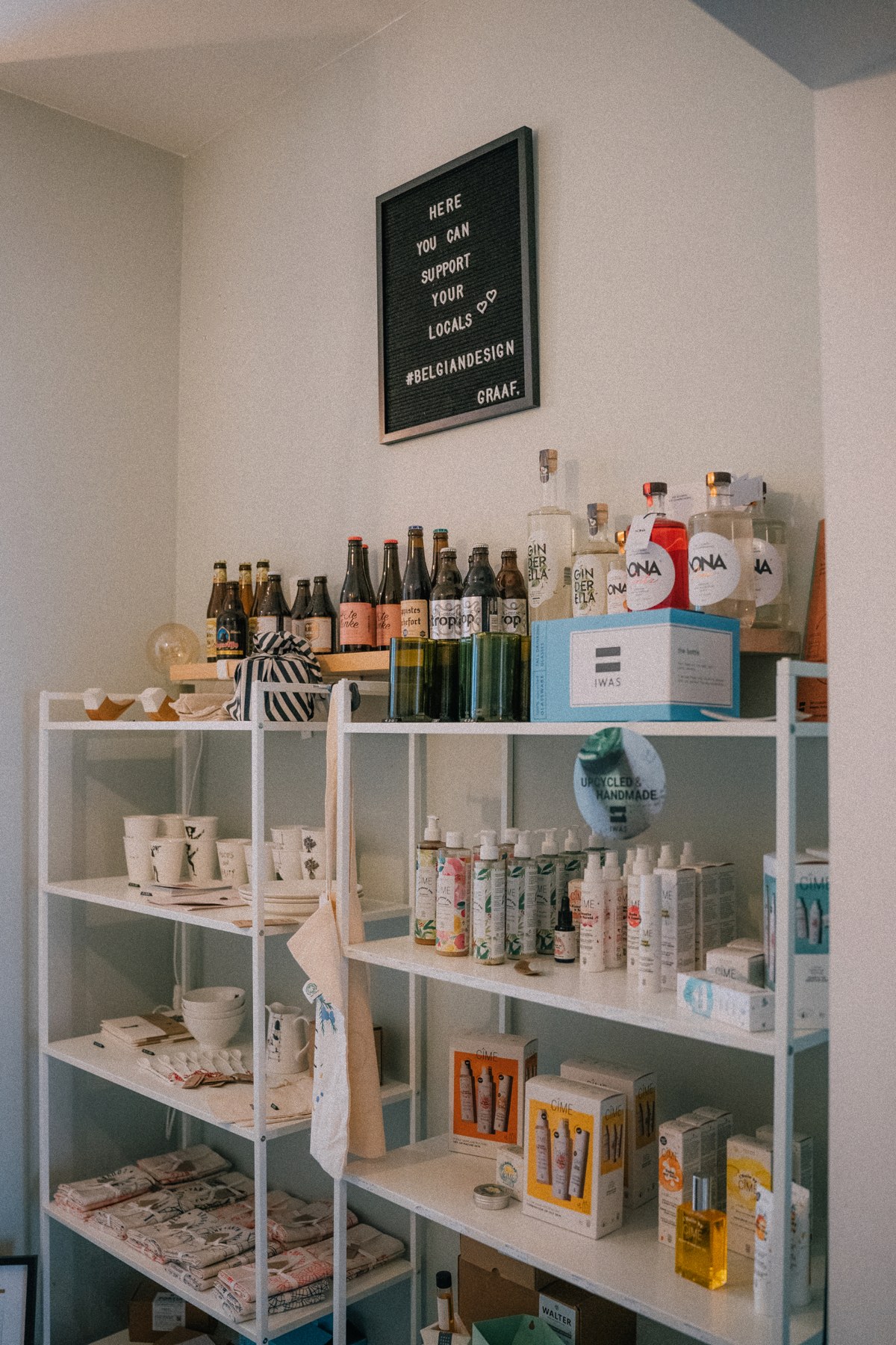 Local Belgian products in the Graaf shop